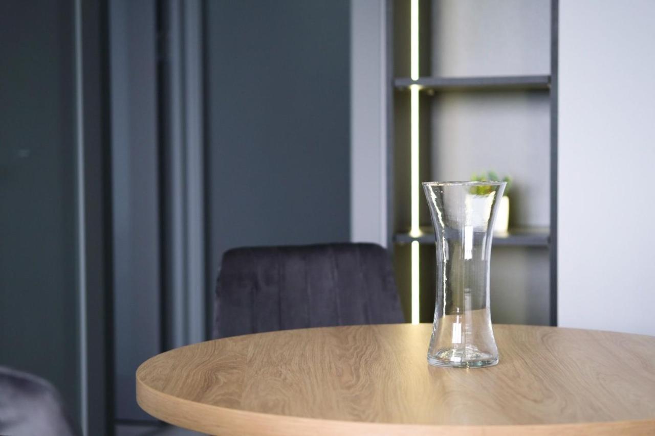 Minimalist Style Apartment With Best Location Chişinău Extérieur photo